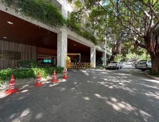 Polo Park  3 Bedroom Condo For Rent in Ratchadamri