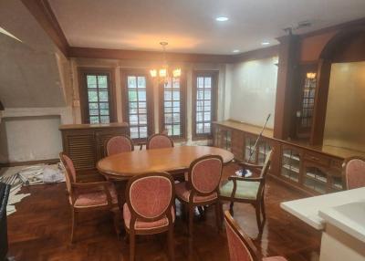 4 Bedroom House For Rent in Sathorn