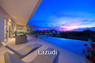 Luxury Villa with Ocean Views and Beach Access