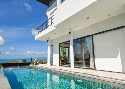 5-Bed Sea View Villa in Bang Por for Rent