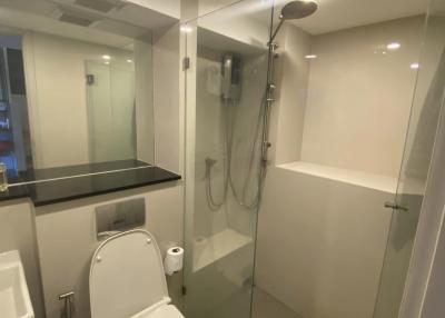 For SALE : Knightsbridge Prime Sathorn / 1 Bedroom / 1 Bathrooms / 59 sqm / 9900000 THB [S12258]