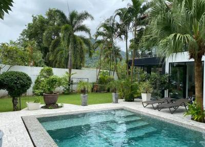 4 Bedroom villa with private pool for sale in Kamala
