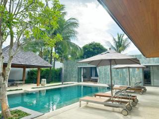 Anchan Grand Residence 4 Bedrooms 1105 Sqm. With Pool For Sale In Choeng Thale Phuket