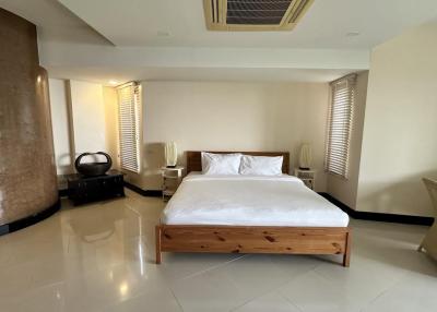 Seaview 2 bedrooms Condo for sale in Kata