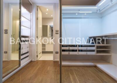 Condo at The Bangkok Sathorn for sale