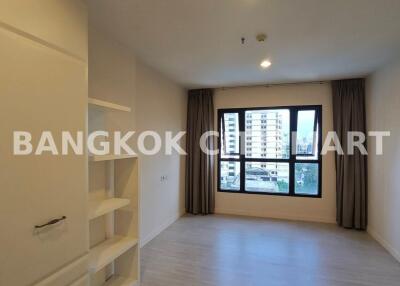 Condo at The Crest Phaholyothin 11 for sale