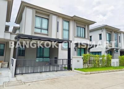 Townhouse at Grande Pleno Ratchapruek for sale