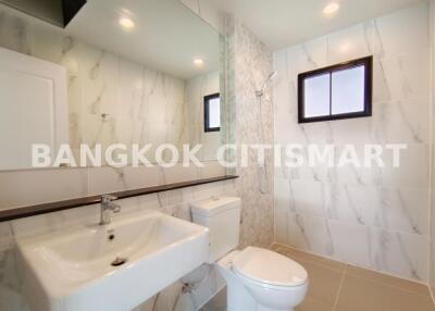 Townhouse at Grande Pleno Ratchapruek for sale