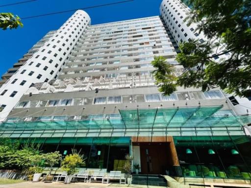 Condo for rent, Laem Thong Condo, next to Sukhumvit Road.