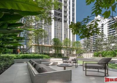 Luxury Newly Completed High-Rise Condo in Excellent Location at Sukhumvit 23, Asoke - 2 Bed Units - 19% Discount!