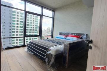 The Loft Asoke - Bright One Bedroom Condo for Sale Walking Distance to BTS Asoke - Great Deal-Lower than Market Price