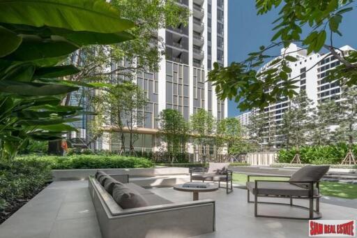 Luxury Newly Completed High-Rise Condo in Excellent Location at Sukhumvit 23, Asoke - 1 Bed Units - 19% Discount!