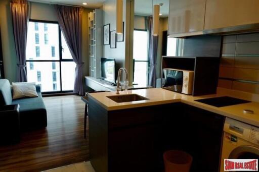 WYNE Sukhumvit - One Bedroom for Sale with Nice City and Pool Views in Phra Khanong