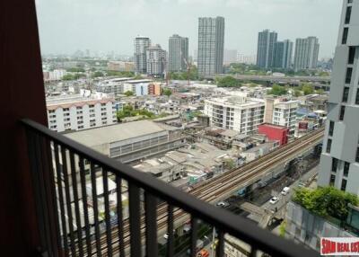 WYNE Sukhumvit - One Bedroom for Sale with Nice City and Pool Views in Phra Khanong