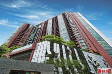 WYNE Sukhumvit - One Bedroom for Sale with Nice City and Pool Views in Phra Khanong