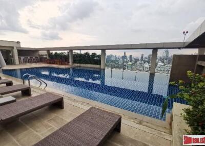 The Lakes Condo - Modern One Bedroom Luxury Condo for Sale with Views next to Benchakiti Park, Asoke