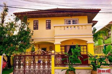 Charming 5 Bed House in a Gated Community 20 Minutes from Don Mueng International Airport