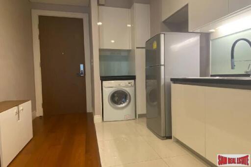 Bright Sukhumvit 24 - 2 Bedrooms and 2 Bathrooms for Sale in Phrom Phong Area of Bangkok - 12.5% Discount!