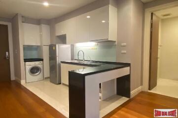 Bright Sukhumvit 24 - 2 Bedrooms and 2 Bathrooms for Sale in Phrom Phong Area of Bangkok - 12.5% Discount!