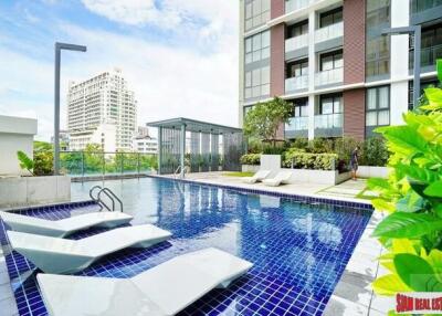 Newly Completed High-Rise Condo at Sathorn with River and City Views - 2 Bed Units