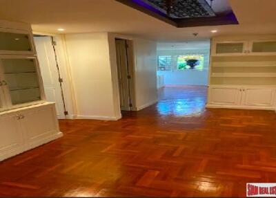 Baan Sathorn - 3 Bedrooms and 227 sqm, 20th Floor, Lumphini, Bangkok