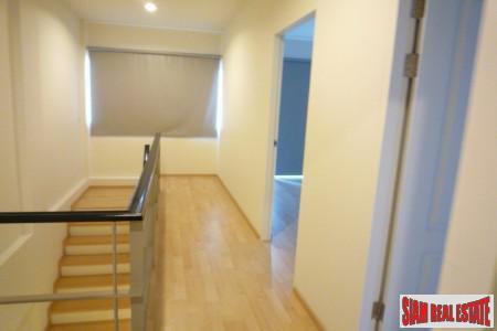 Noble Cube Pattanakarn  Newly Built Three Storey Townhouse for Sale in Suan Luang, Bangkok