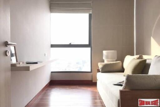 The Lumpini 24 - Fantastic City Views and Excellent Facilities - Two Bedroom Condo for Sale on Sukhumvit 24