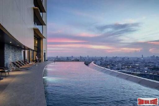 The Lumpini 24 - Fantastic City Views and Excellent Facilities - Two Bedroom Condo for Sale on Sukhumvit 24