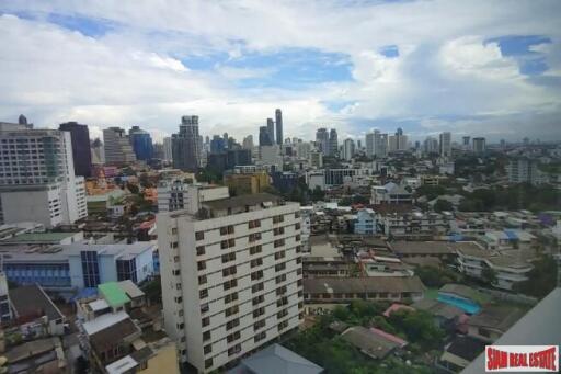 Life @ Sukhumvit 65 - Newly Renovated Unit on 17th Floor with City Views Ready to Move in