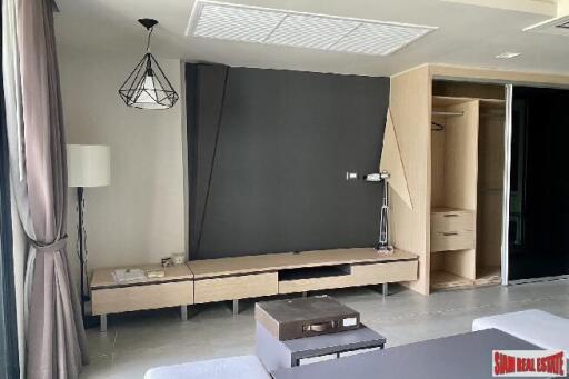 Circle S Sukhumvit 12 - 1 Bedroom and 1 Bathroom for Sale in Nana Area of Bangkok