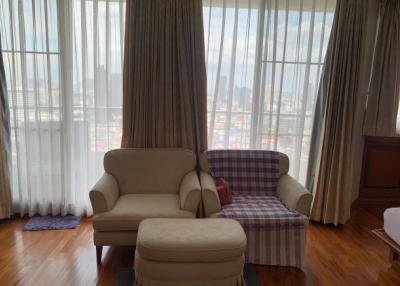 Supalai Place  3 Bed Penthouse Condo in the City Centre at Sukhumvit 39, Phrom Phong