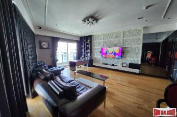 Millennium Residence  3 Bedrooms and 3 Bathrooms for Sale in Phrom Phong Area of Bangkok