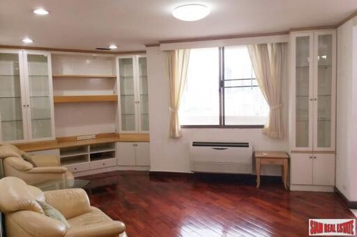 Siri Residential - Large Two Bedroom Phrom Phong Condo with City Views and Convenient Location