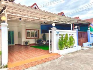 Townhouse for sale in Pattaya, great price, Nong Pla Lai, with furniture, Chonburi.