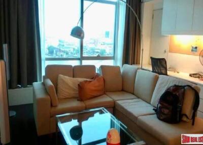 Baan Sathorn Chaopraya - Spacious 2-Bedroom Unit with River View, Modern Amenities, and Prime Location