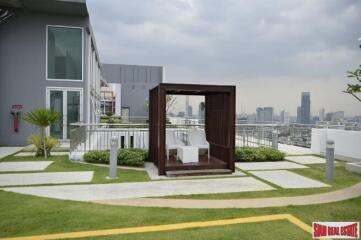 Supalai Lite Sathorn-Charoenrat - Two Bed Penthouse Condo for Sale - 18% Discount!