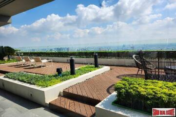 C Ekkamai Condominium - 2 Bedrooms and 2 Bathrooms Corner Unit With Spectacular City Views in the Ekkamai Area of Vibrant Bangkok