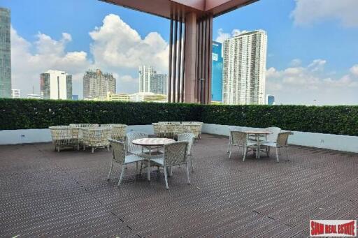 C Ekkamai Condominium - 2 Bedrooms and 2 Bathrooms Corner Unit With Spectacular City Views in the Ekkamai Area of Vibrant Bangkok