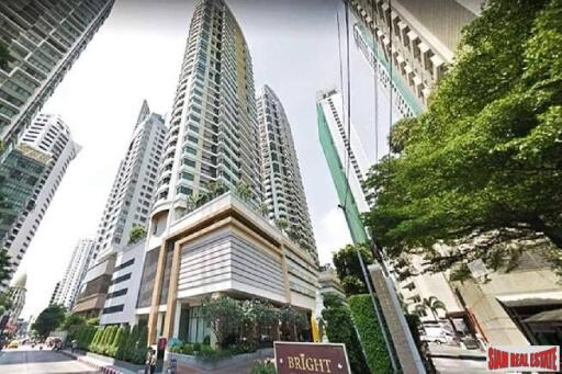 Bright Sukhumvit 24 - Spacious 3-Bed Corner Unit with Modern Amenities, Prime Location in Phrom Phong, Bangkok