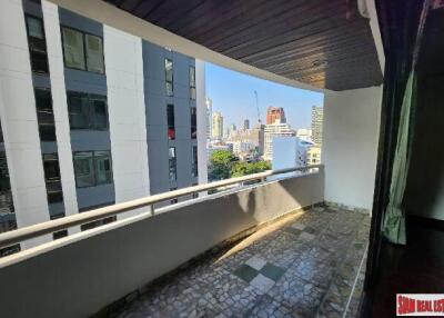 Le Premier 1 Condominium - 2 Bedrooms and 2 Bathrooms for Sale in Phrom Phong Area of Bangkok