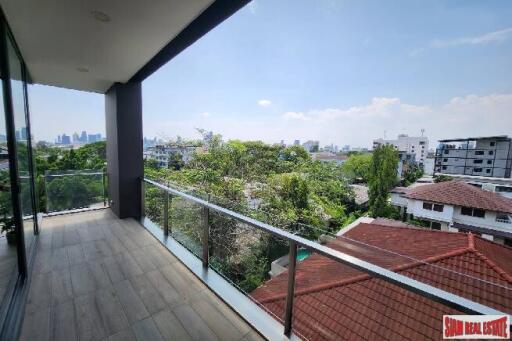 The Pillar Condominium Complex - 2 Bedrooms and 2 Bathrooms for Sale in Phra Khanong Area of Bangkok