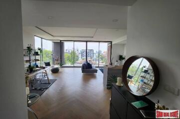 The Pillar Condominium Complex - 2 Bedrooms and 2 Bathrooms for Sale in Phra Khanong Area of Bangkok