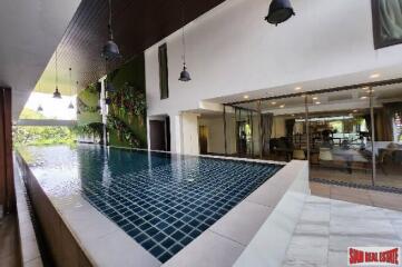 The Pillar Condominium Complex - 2 Bedrooms and 2 Bathrooms for Sale in Phra Khanong Area of Bangkok