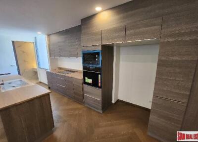 The Pillar Condominiums - 2 Bedrooms and 3 Bathrooms for Sale in Phra Khanong Area of Bangkok