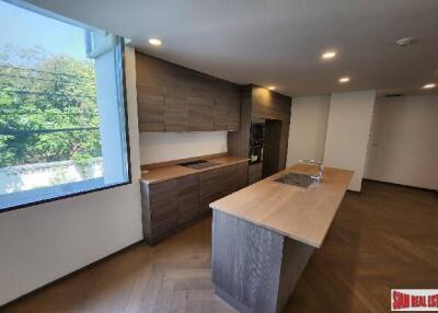 The Pillar Condominiums - 2 Bedrooms and 3 Bathrooms for Sale in Phra Khanong Area of Bangkok