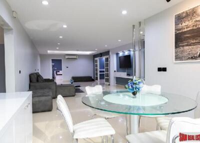 President Park in Sukhumvit 24 - 3 Bedrooms and 3 Bathrooms for Sale in Phrom Phong Area of Bangkok