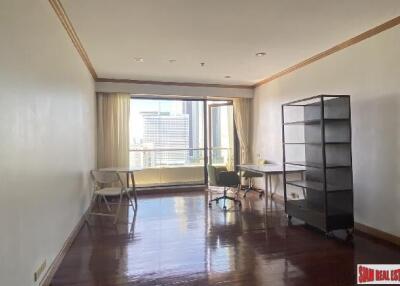 Baan Chao Praya - 1 Bedroom, 1 Bathroom Condo with Stunning River Views, Located in Khlong San