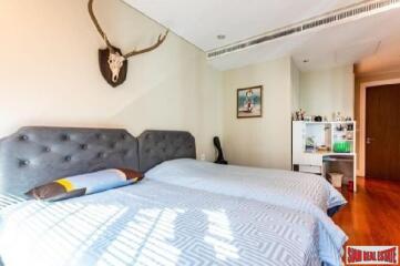 Bright Sukhumvit 24 Condominiums - 3 Bedrooms for Sale in Phrom Phong Area of Bangkok