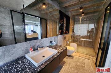 Diamond Tower Condominium - 3 Bedrooms and 3 Bathrooms for Sale in Silom Area of Bangkok