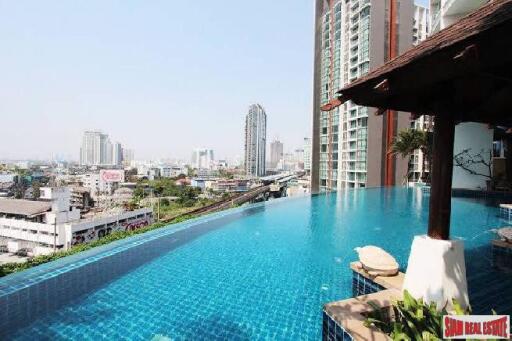 Sky Walk Condo - Large Two Bedroom on 42st Floor at Phra Khanong